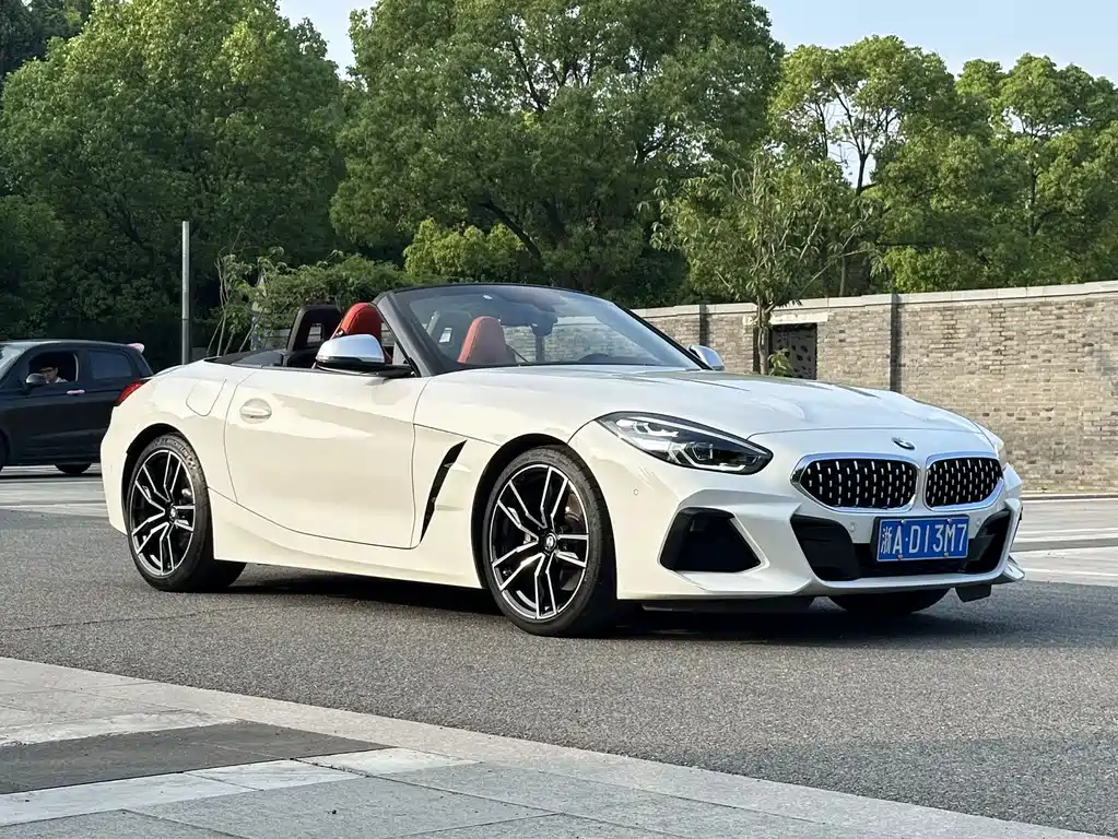 BMW Z4 2022 — фото 3