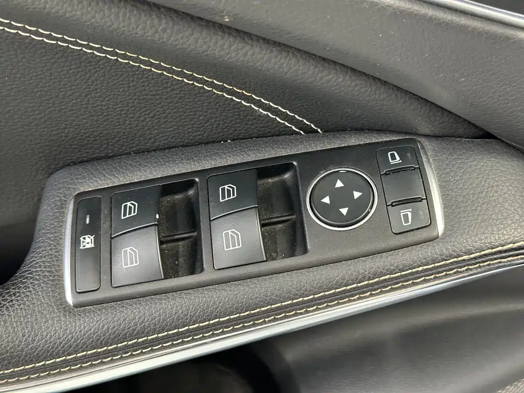 Mercedes-Benz GLA 2017 — фото 20