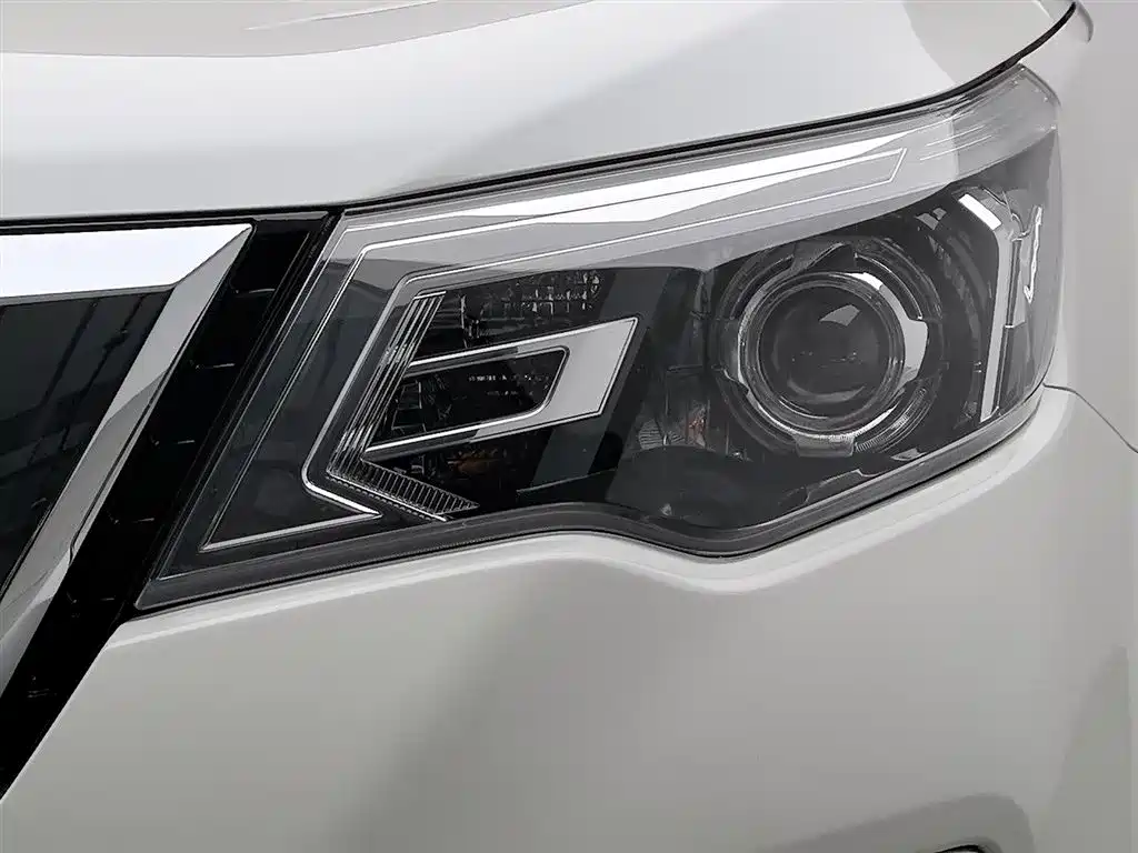 Nissan Terra 2022 — фото 7