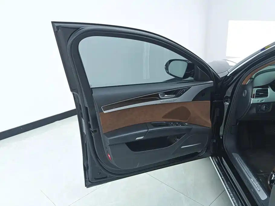 Audi A8 2017