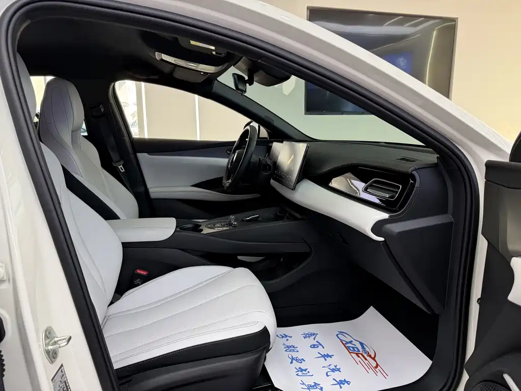 BYD Seal 06 2025