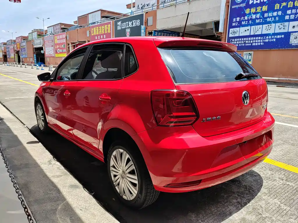Volkswagen Polo 2016