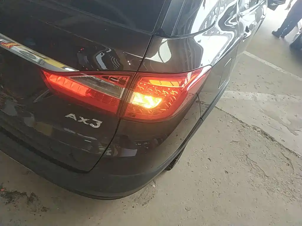 Dongfeng Aeolus AX3 2016 — фото 24