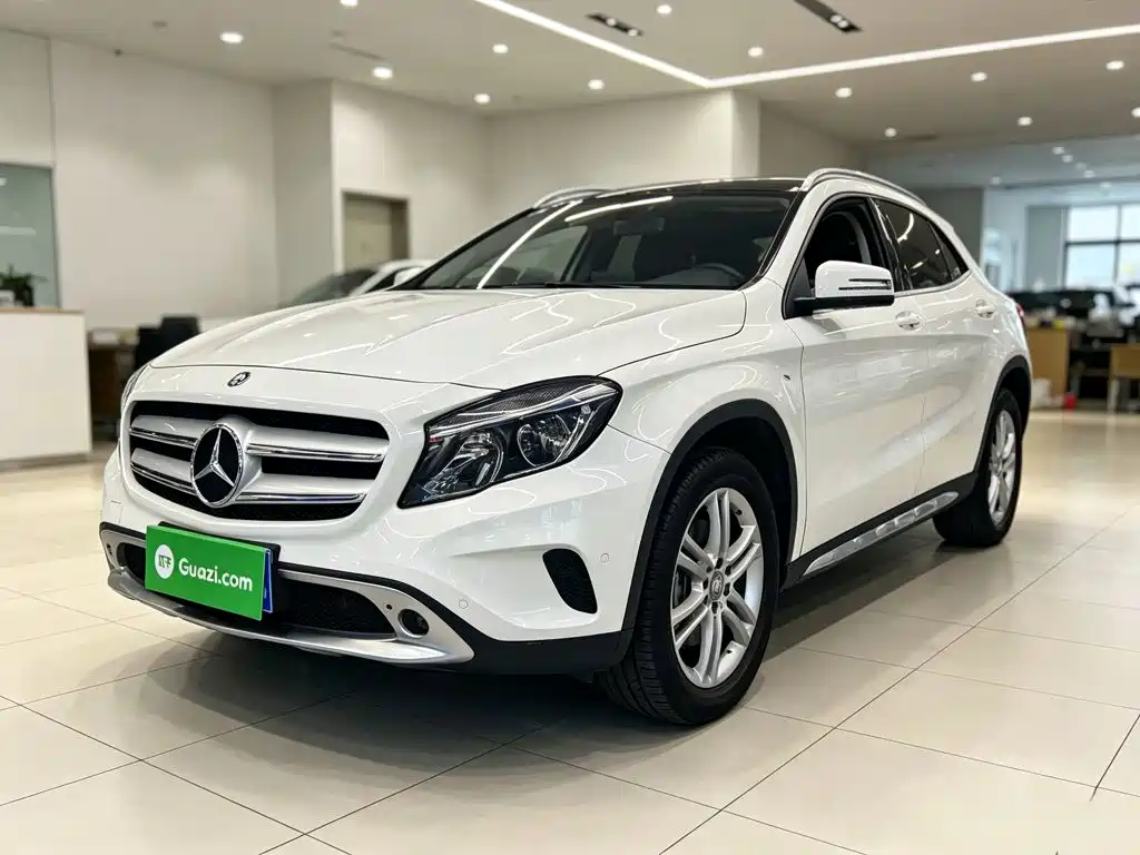 Mercedes-Benz GLA 2016