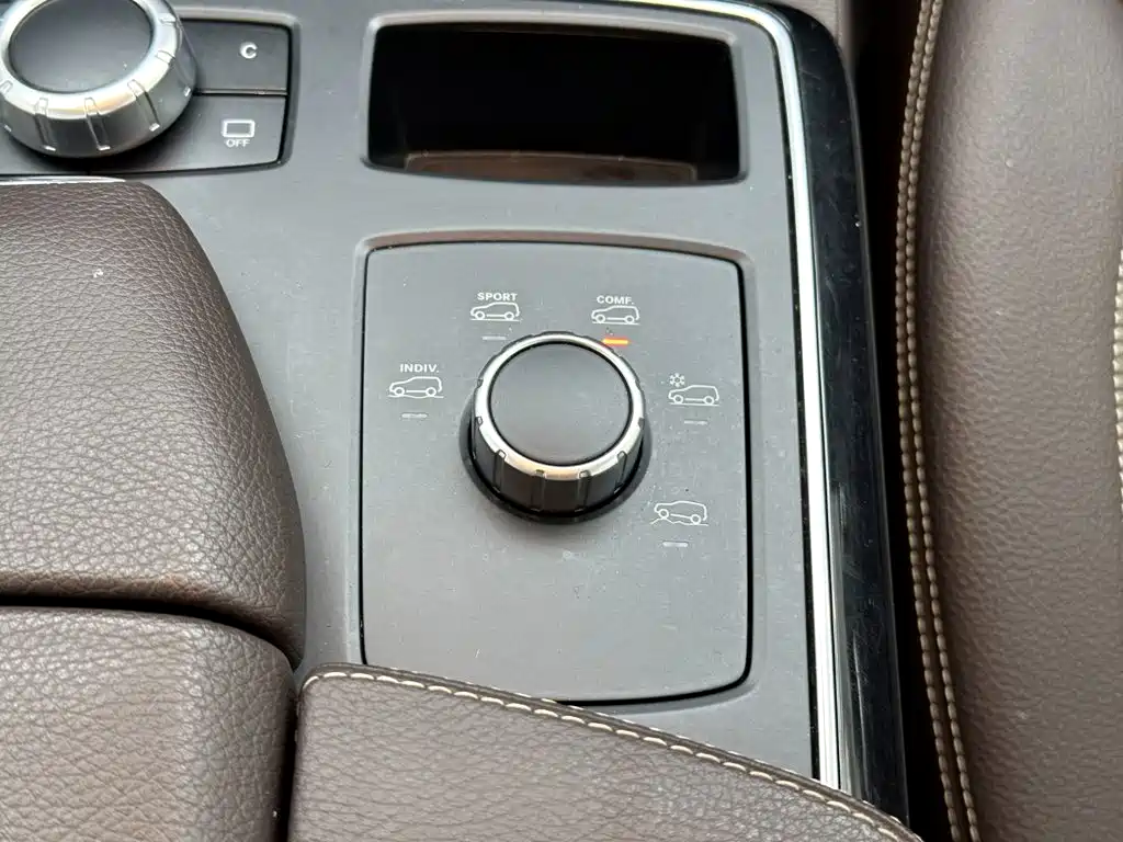 Mercedes-Benz GLE 2018 — фото 17