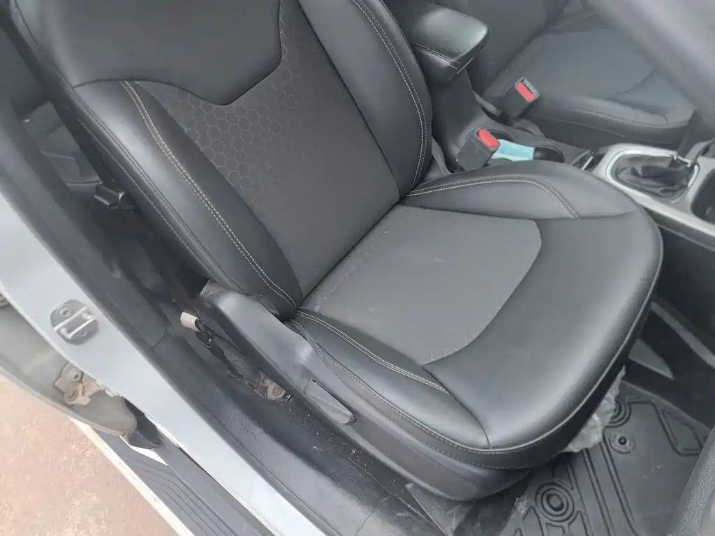 Jeep Compass 2019 — фото 25