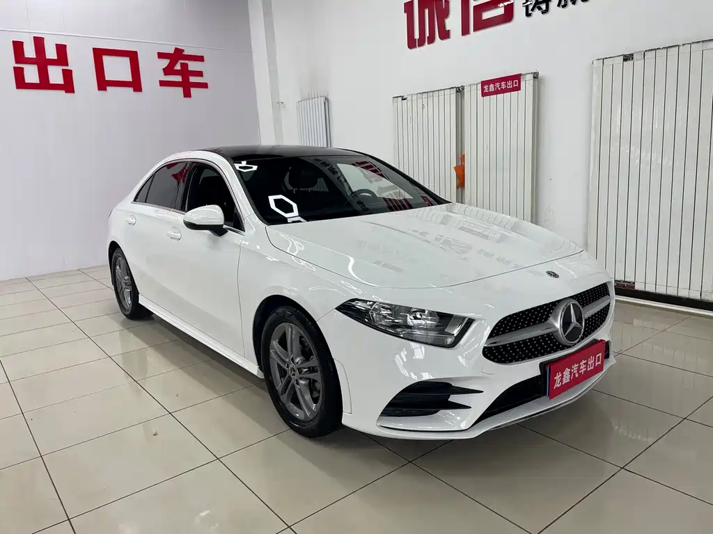 Mercedes-Benz A-Class 2022 — фото 3