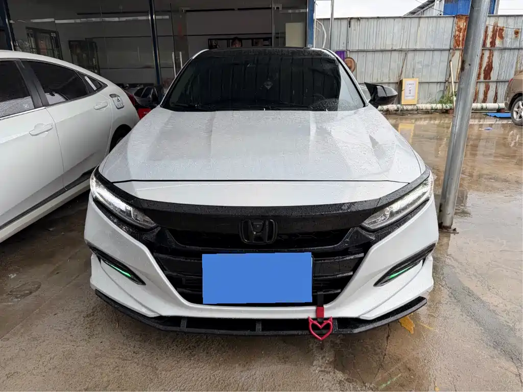 Honda Accord 2019 — фото 1