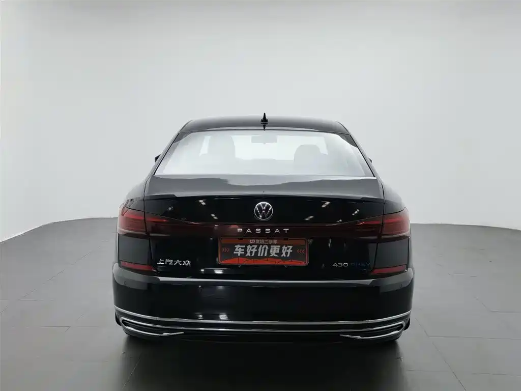 Volkswagen Passat PHEV 2023