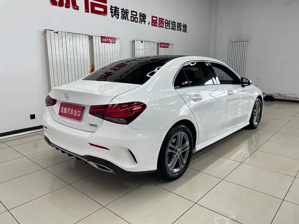 Mercedes-Benz A-Class 2022 — фото 5