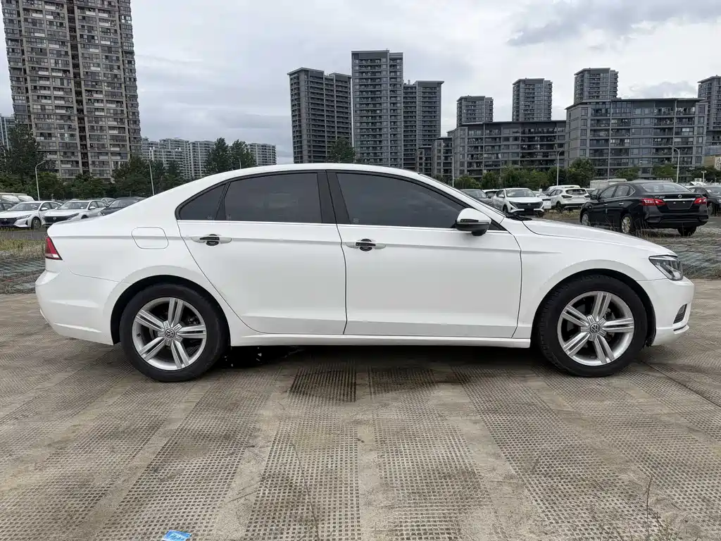 Volkswagen Lamando 2017