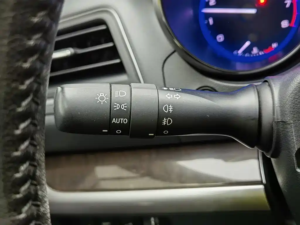 Subaru Outback 2015 — фото 21