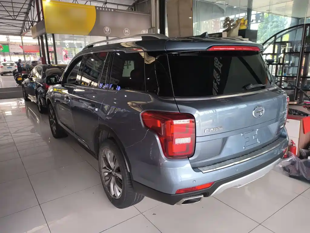 GAC Motor Trumpchi GS8 2017 — фото 23