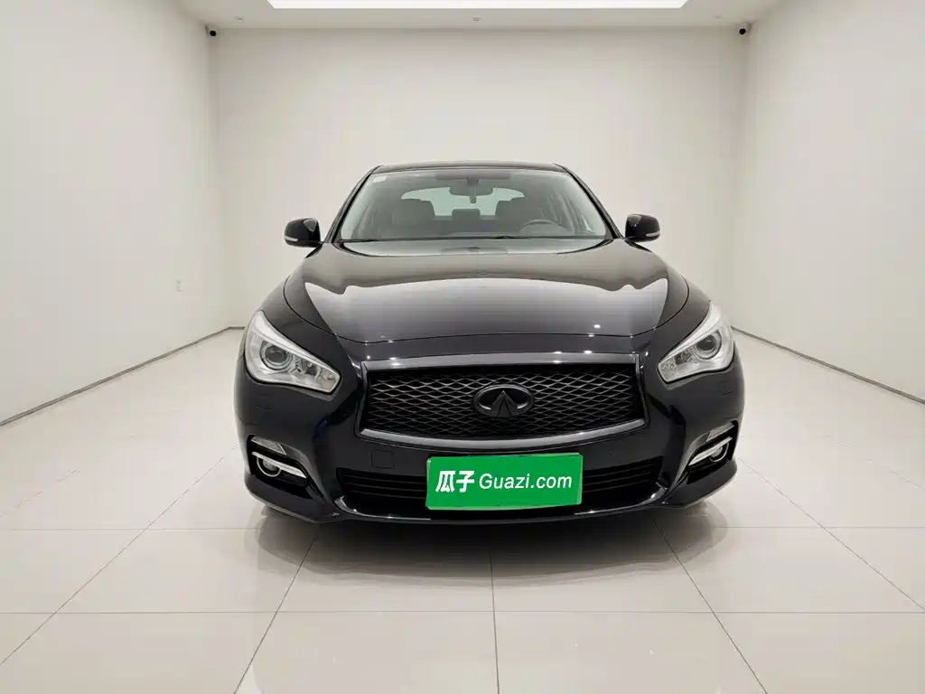 Infiniti Q50L 2016 — фото 24