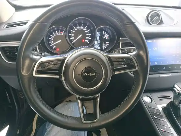 Zotye SR9 2019