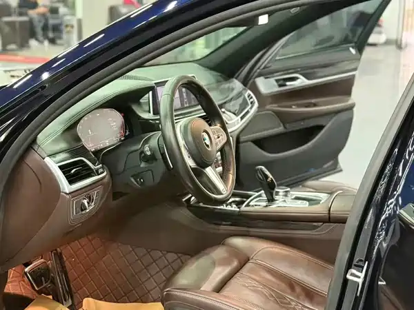 BMW 7 Series 2021