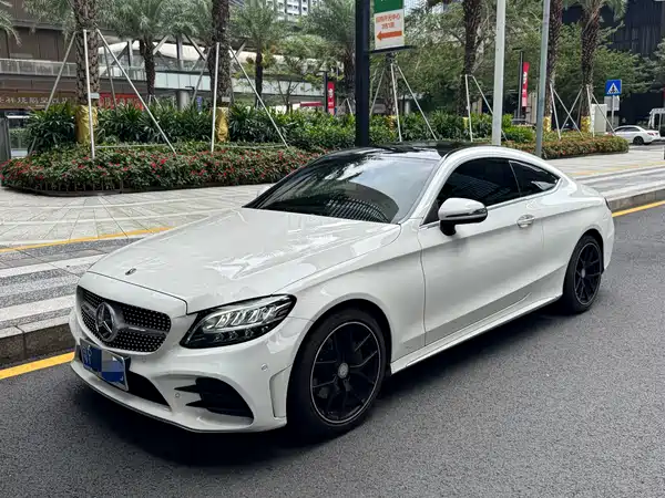 Mercedes-Benz C-Class 2022