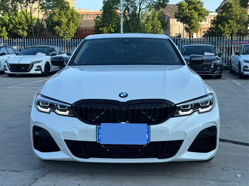 BMW 3 Series 2021
