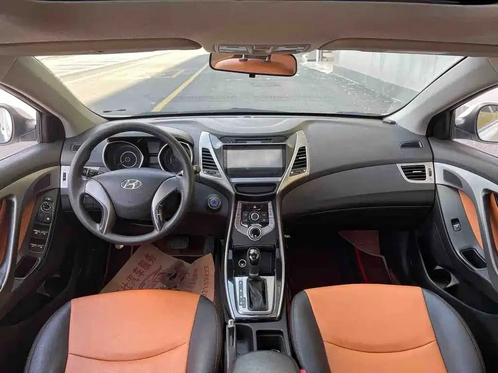 Hyundai Elantra Langdong 2015 — фото 6
