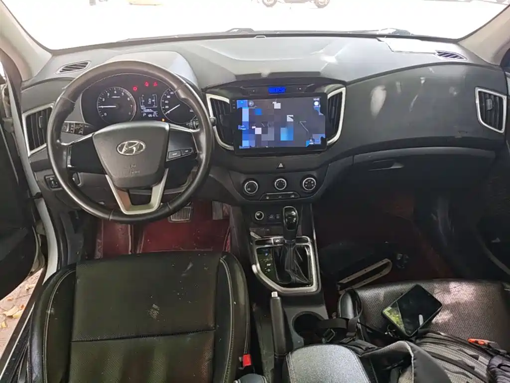 Hyundai ix25 2017 — фото 13