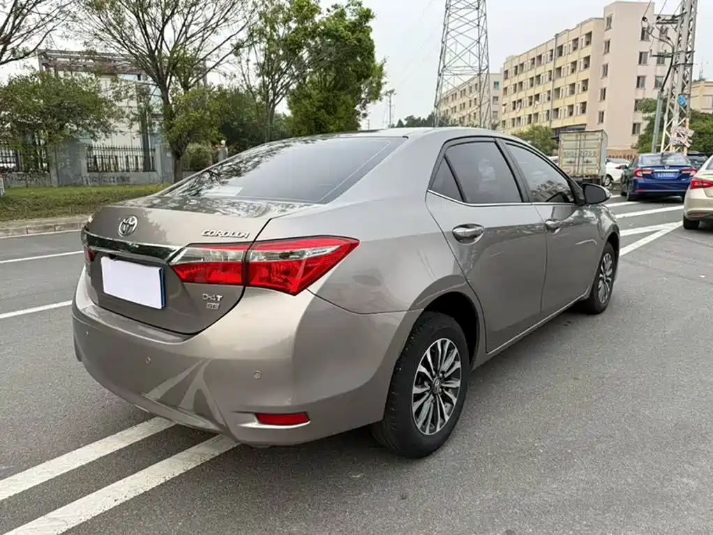 Toyota Corolla 2019 — фото 24