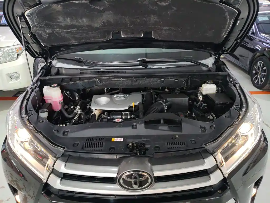 Toyota Highlander 2020 — фото 20