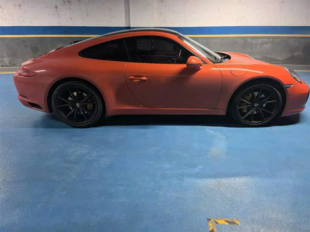 Porsche 911 2018 — фото 2