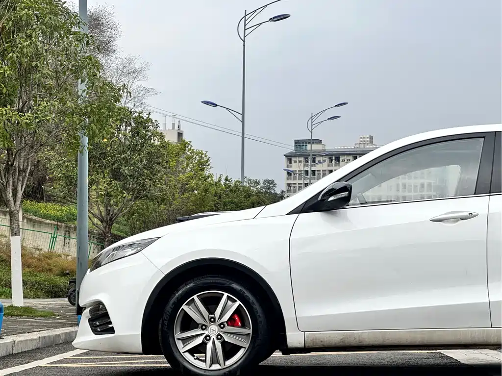 Changan Eado XT 2015 — фото 18
