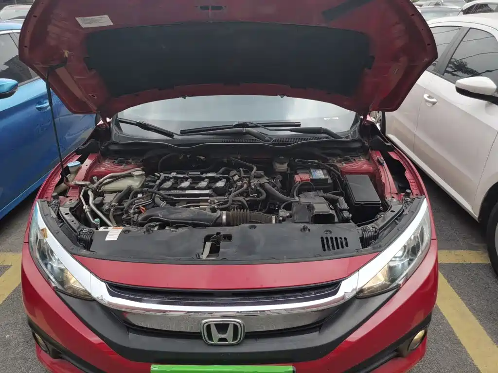 Honda Civic 2019 — фото 16