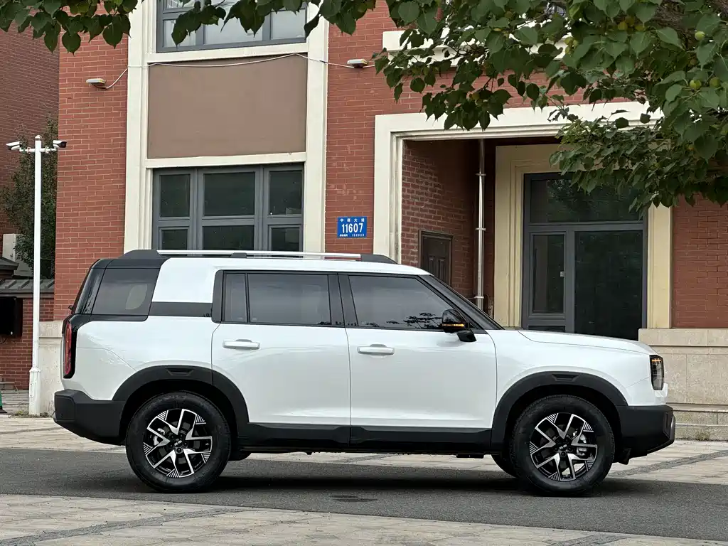 Beijing Off-Road BJ30 2025