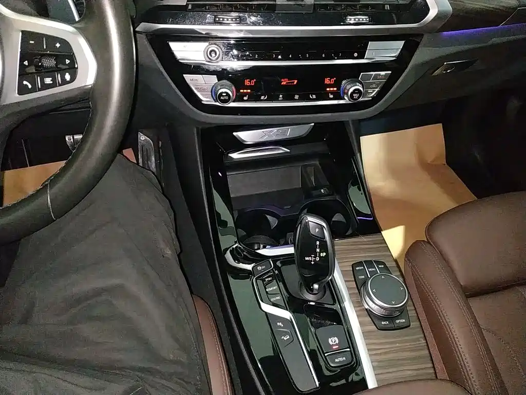 BMW X3 2020 — фото 14