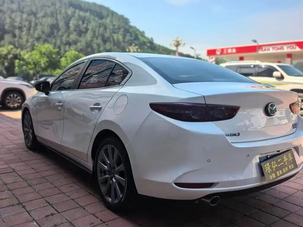 Mazda 3 Angkesela 2021