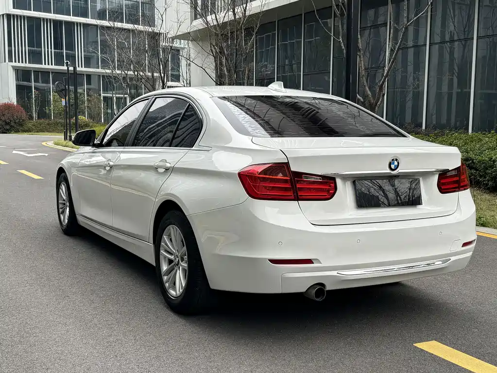BMW 3 Series 2015 — фото 5
