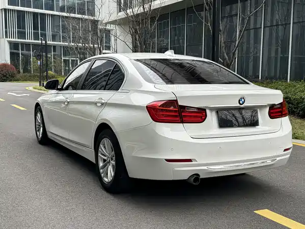 BMW 3 Series 2015