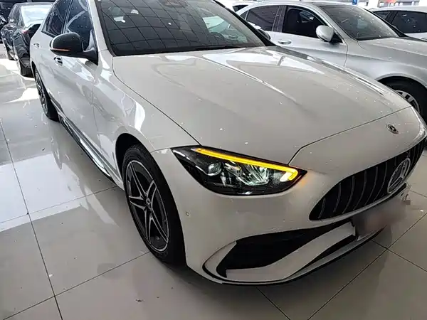 Mercedes-Benz C-Class 2023