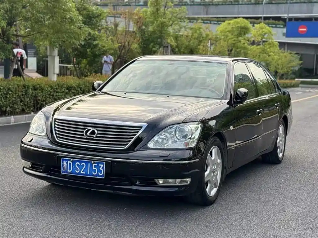 Lexus LS 2004 — фото 9