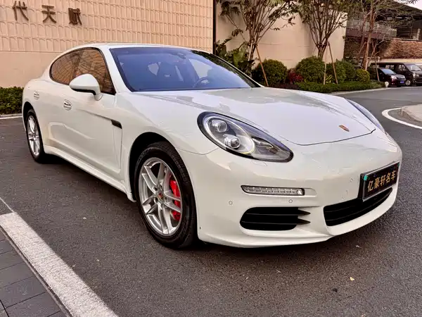 Porsche Panamera 2014