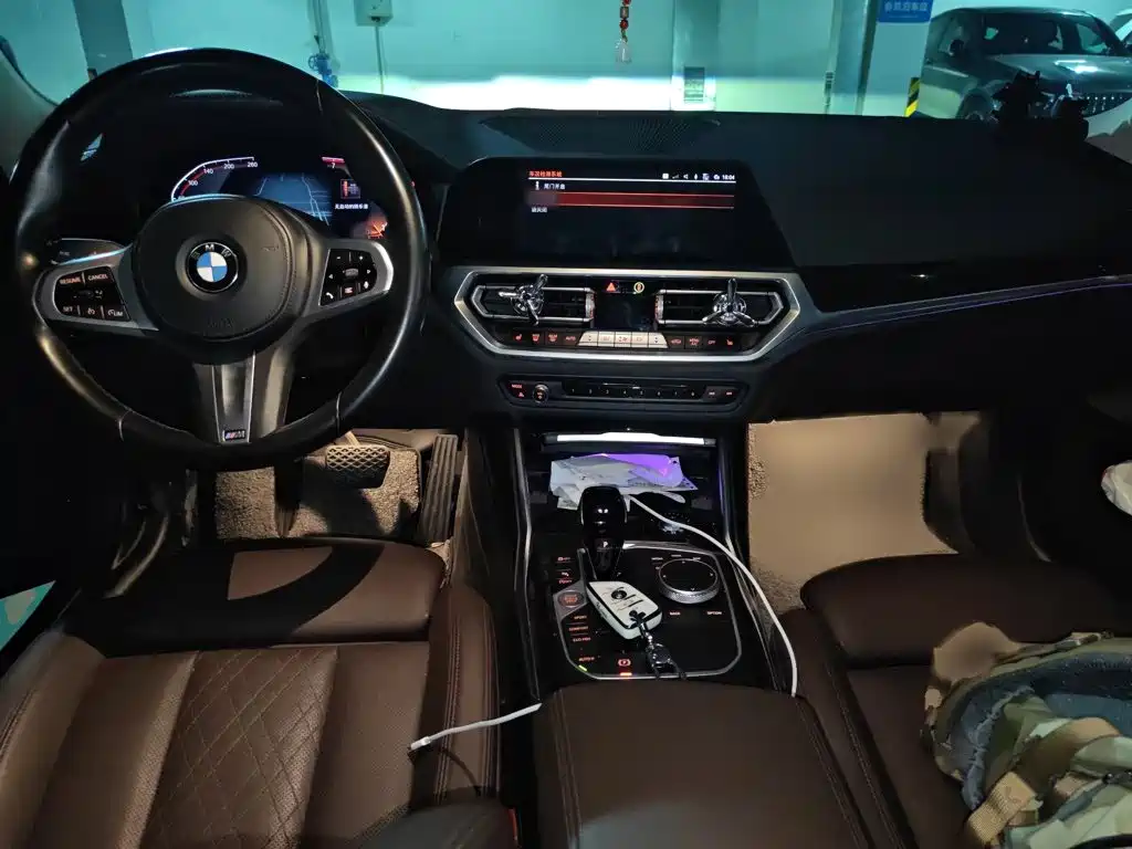 BMW 3 Series 2022 — фото 13