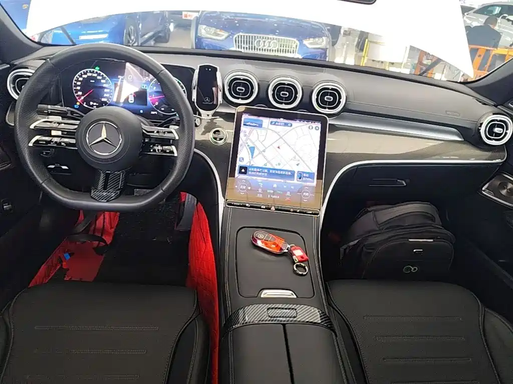 Mercedes-Benz C-Class 2023 — фото 10