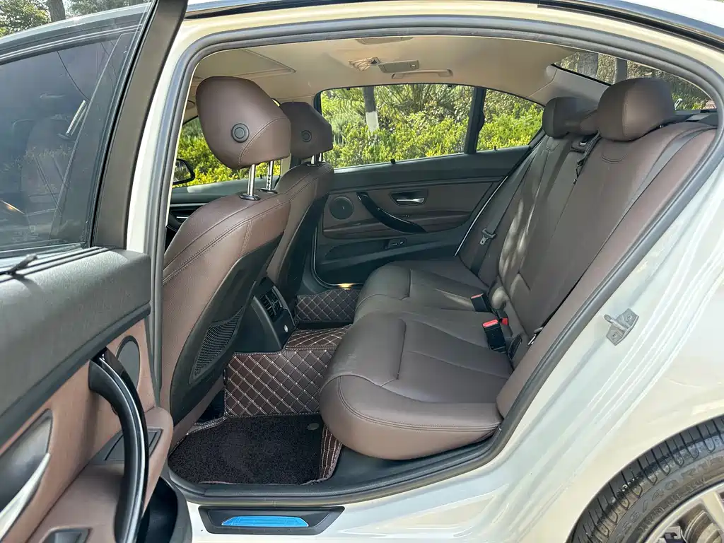 BMW 3 Series 2018