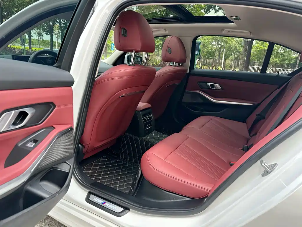 BMW 3 Series 2023