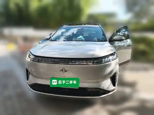 Dongfeng e008 2025