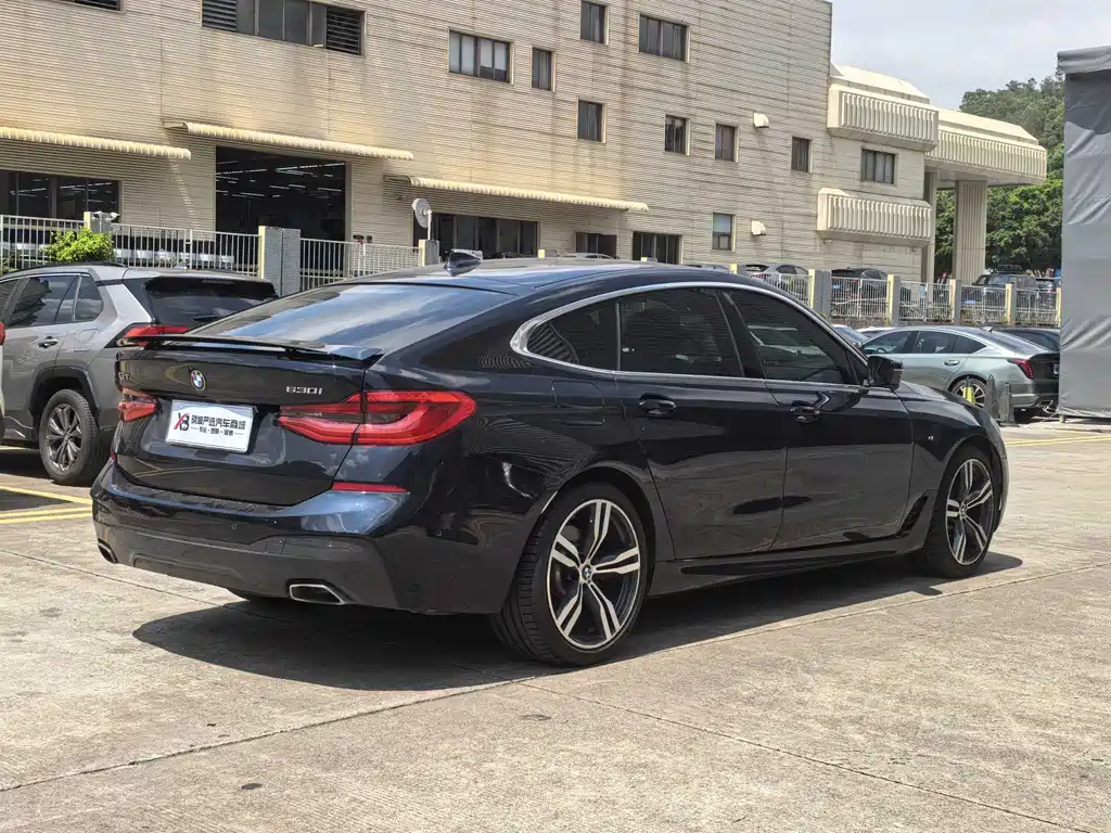 BMW 6 Series GT 2019 — фото 6