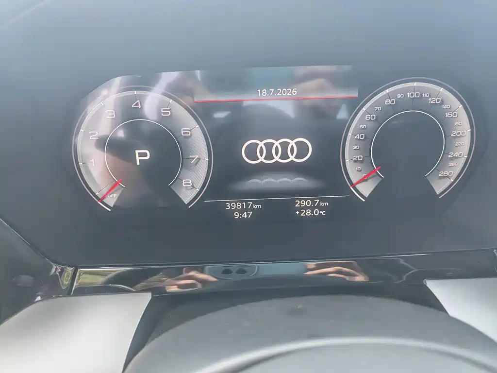 Audi A3 2023 — фото 11