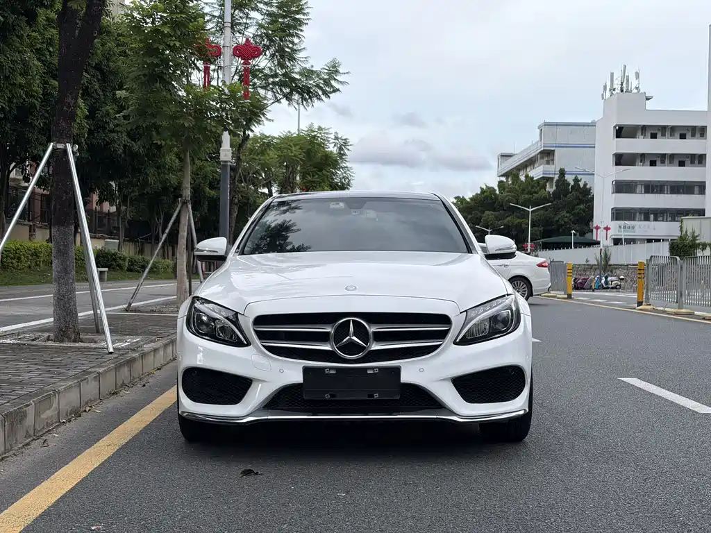 Mercedes-Benz C-Class 2017