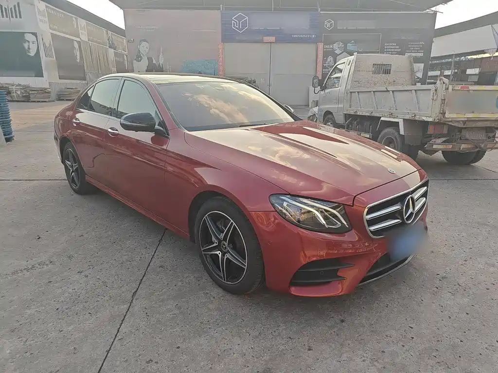 Mercedes-Benz E-Class 2019 — фото 24