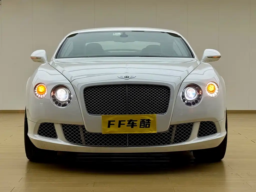 Bentley Continental 2012 — фото 3