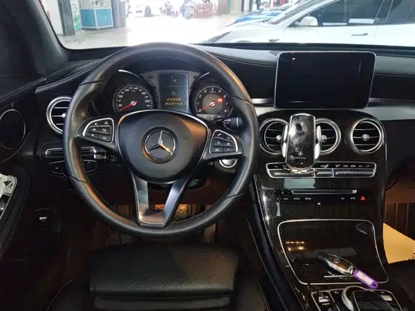 Mercedes-Benz GLC 2017