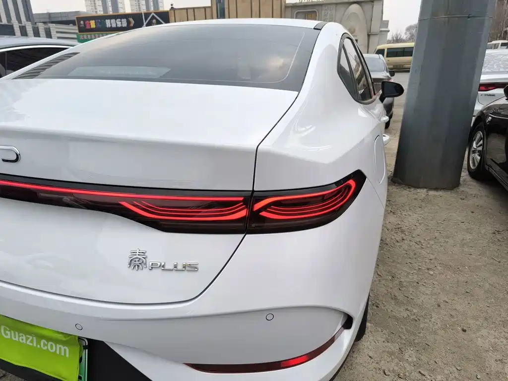 BYD Qin PLUS 2025 — фото 24