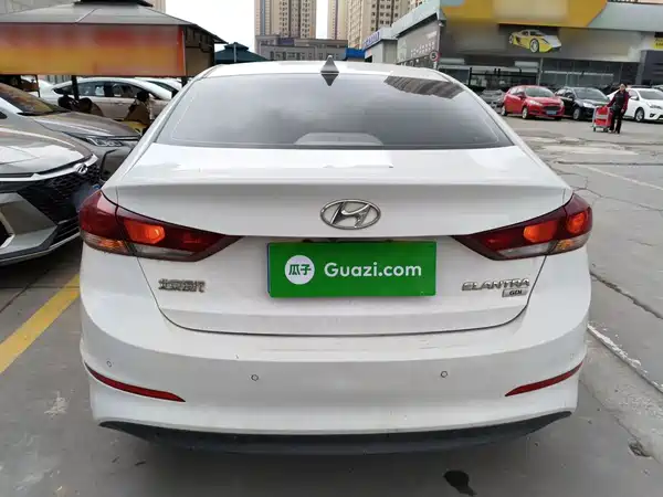 Hyundai Celesta 2018